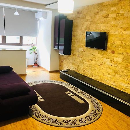 Bucharest Apartment Near The Center, Subway, Mall And Park ภายนอก รูปภาพ